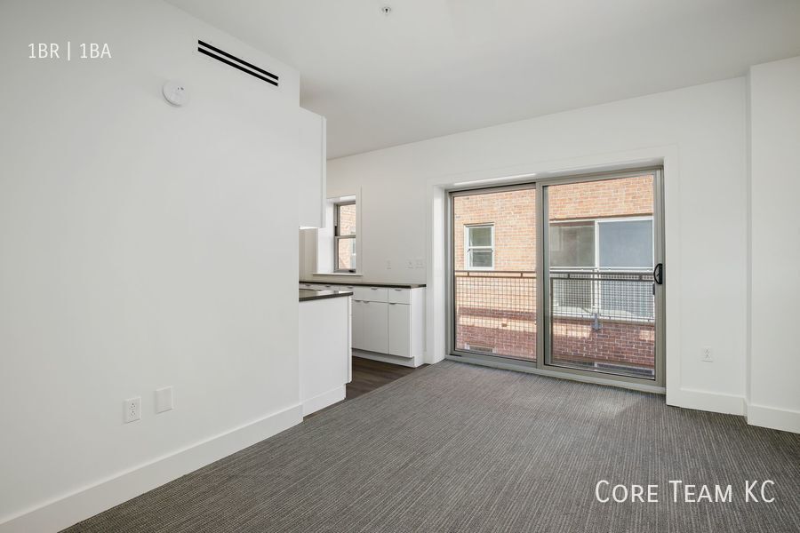 Foto principal - One bedroom For Rent in Midtown