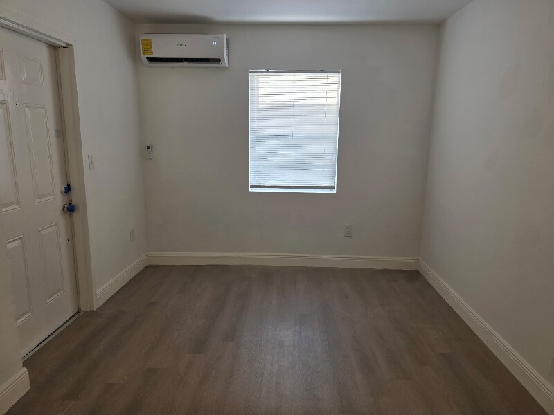 Foto principal - 3120 NW 22nd Ave