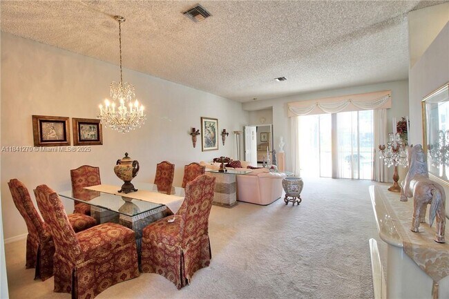 Foto del edificio - 5984 NW 74th St