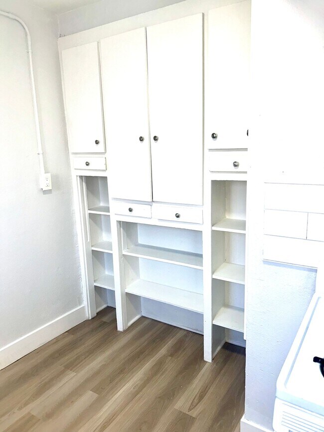 Building Photo - 1240 Dawson Ave. Long Beach CA 90804