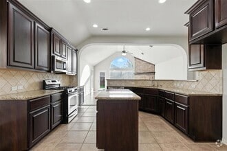 Building Photo - 7019 Dewberry Shores Ln