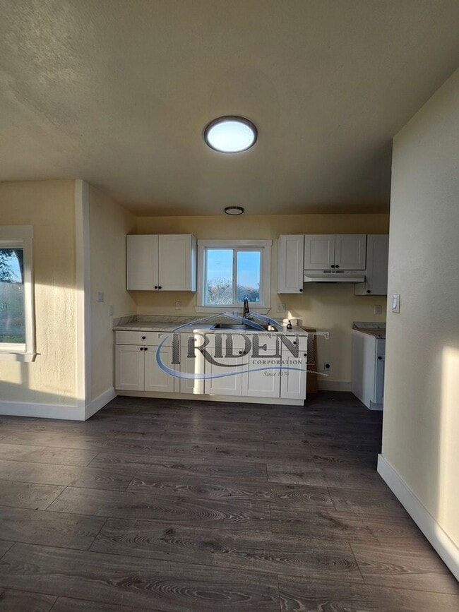 Building Photo - 11363 CA-70