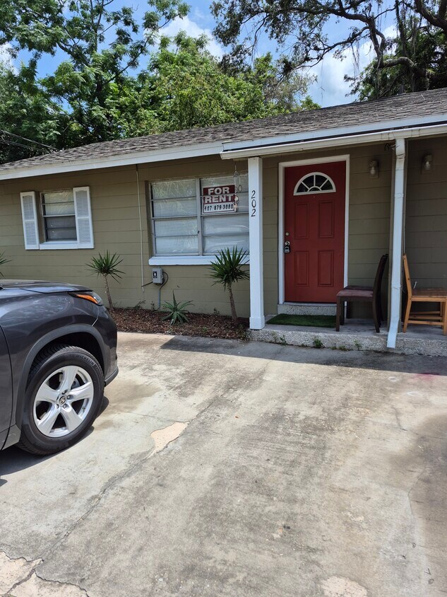 Foto principal - 202 Magnolia St