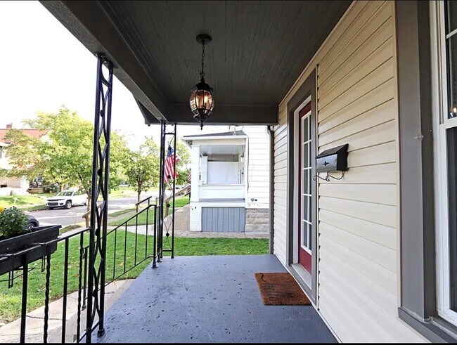 Foto del edificio - 517 Sheldon Ave