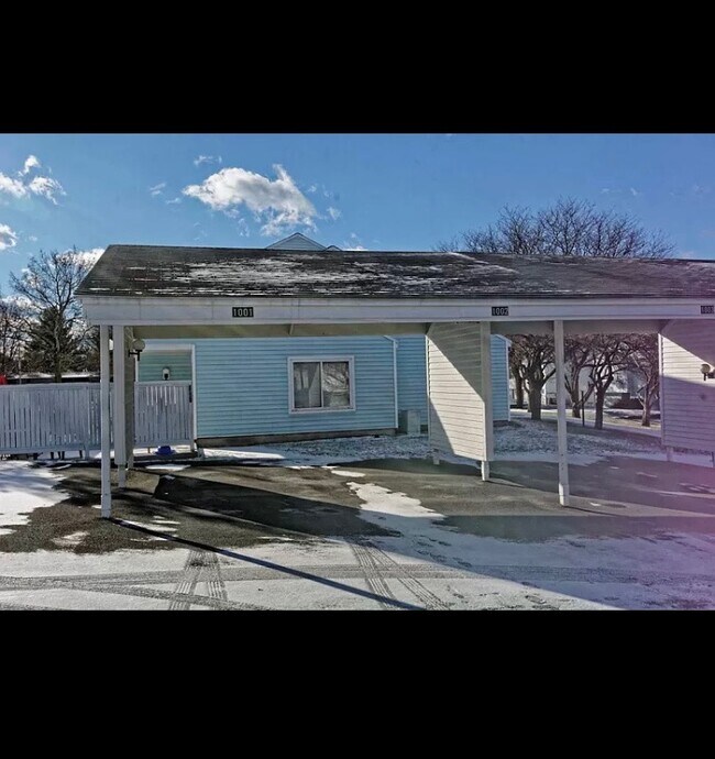 Foto del edificio - 1002 Rockport Ct