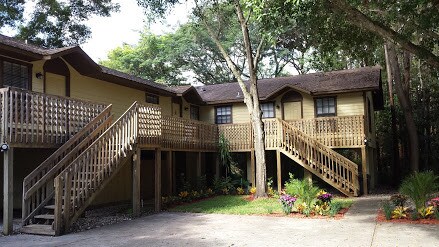 Building Photo - 2736 Park Dr