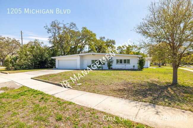 Building Photo - 1205 Michigan Blvd