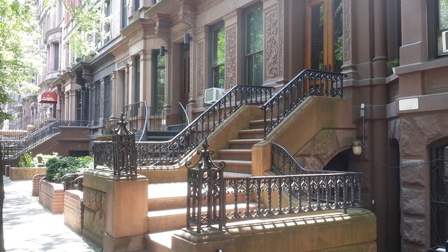 Building Photo - 60 W 89th St