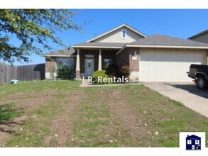 Building Photo - 207 Crowfoot Dr
