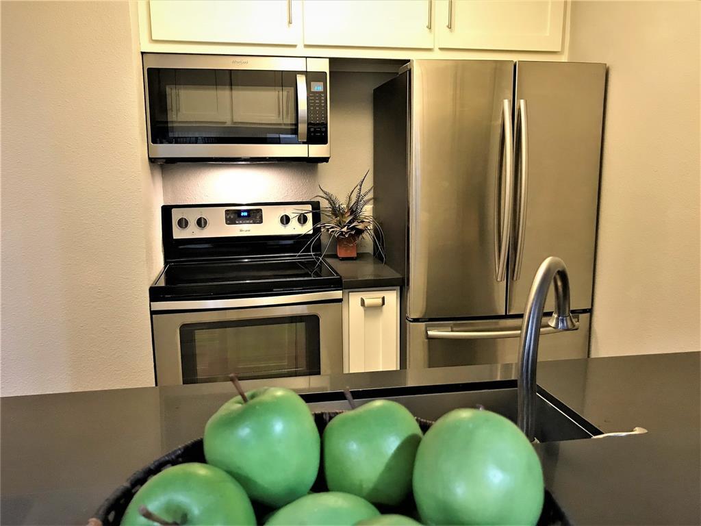 Foto principal - 2800 Jeanetta St