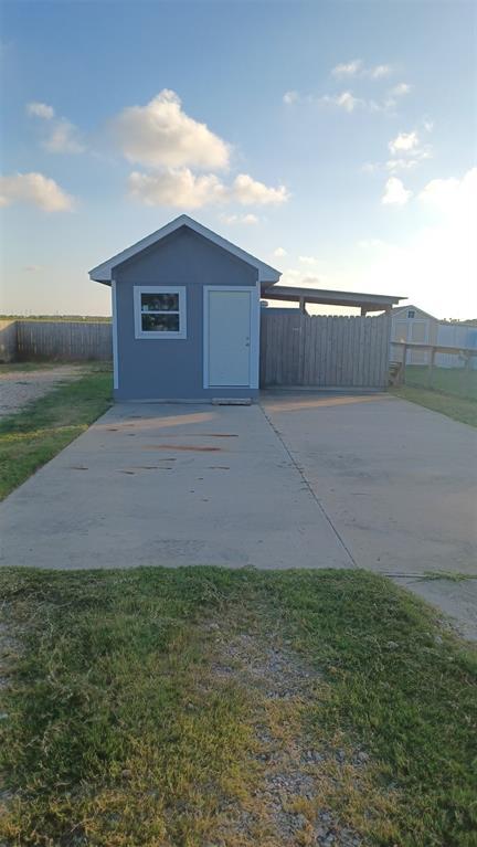 Building Photo - 710 County Rd 299