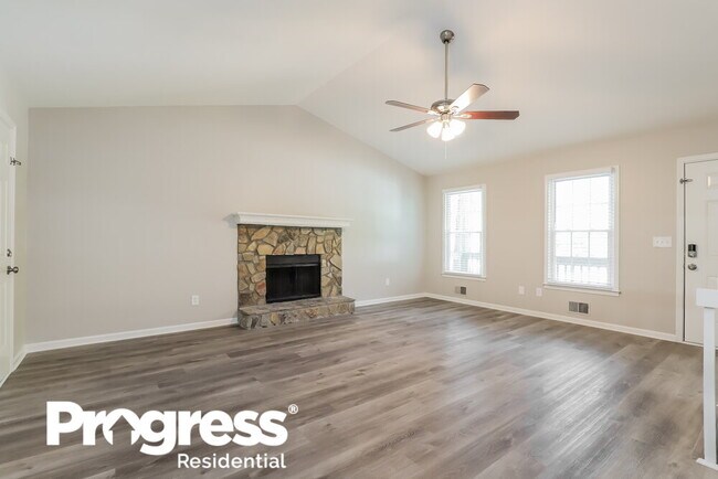 Foto del edificio - 180 Wayside Dr