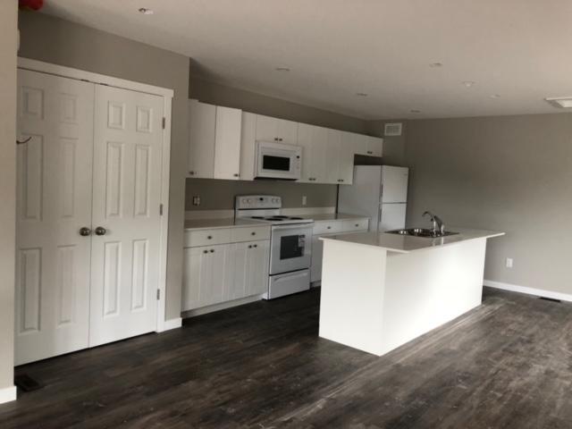 Building Photo - 2 bedroom in Regina SK S4R 1P1