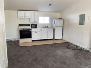 Building Photo - 1114-1114 NY-94