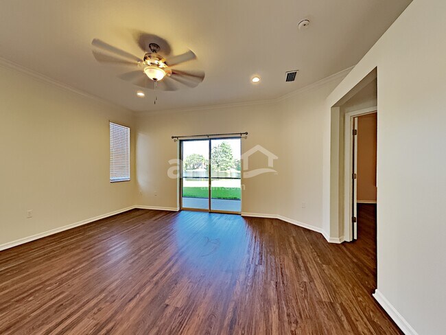 Building Photo - 6424 Orchard Oriole Ln