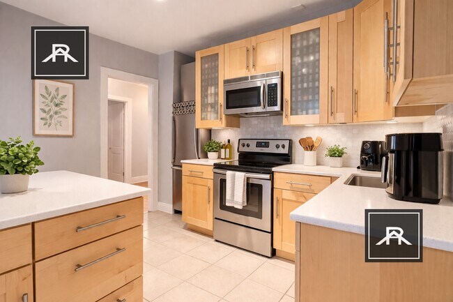 Building Photo - 1468 Commonwealth Ave