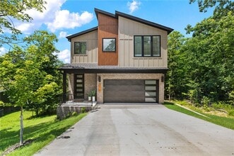 Building Photo - 30 Cromer Dr