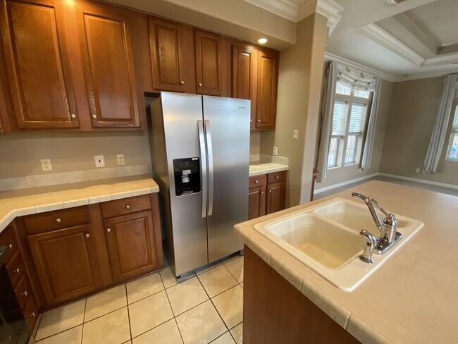 Foto del edificio - 47 Freedom Dr