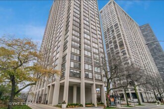 Building Photo - 5455 N Sheridan Rd