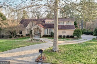 Building Photo - 4474 Cove Island Dr NE
