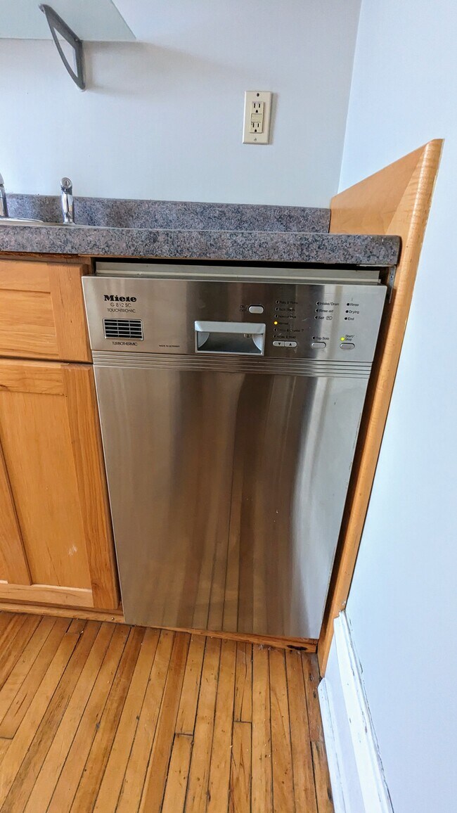 Foto del edificio - 3017 Knox Ave S