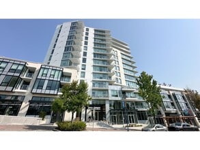 Building Photo - 1342-1342 Johnston Rd
