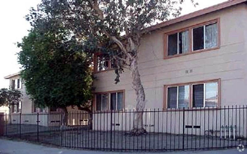 Building Photo - 7325 Vineland Ave
