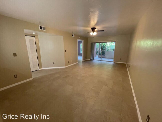 Foto del edificio - 2 br, 2 bath House - 28251 Pine Haven Way ...