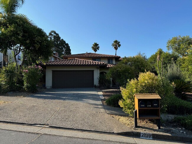 Foto del edificio - Coming Soon! Incredible 4-Bedroom Home in ...