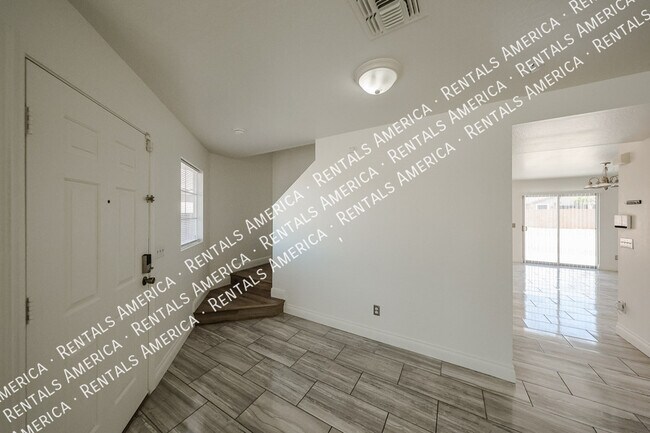 Foto del edificio - 7315 S 30th Ave