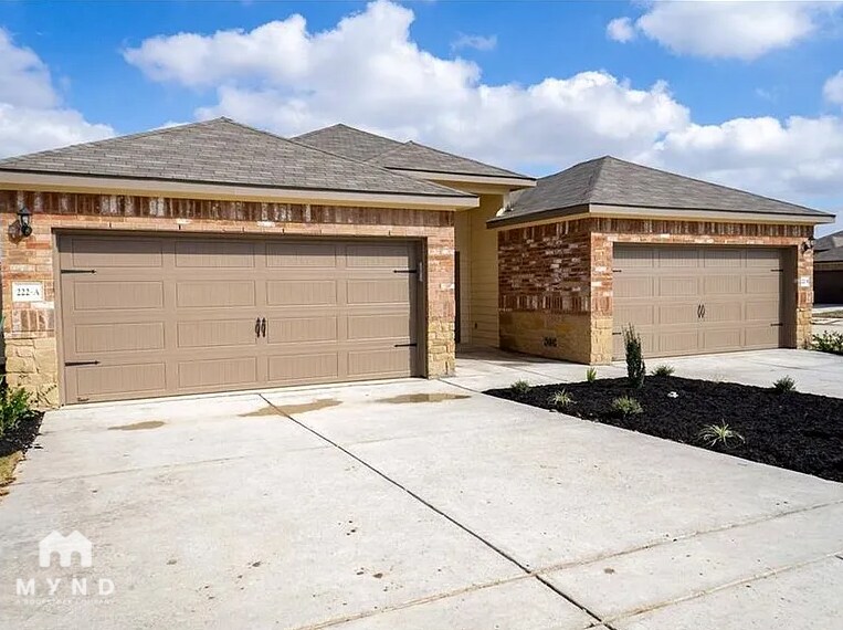 Foto del edificio - 222 Joanne Lp