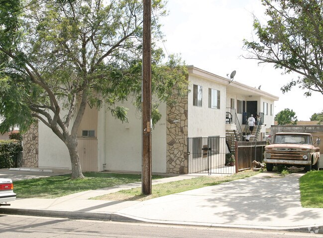 Foto del edificio - 2228 I Ave