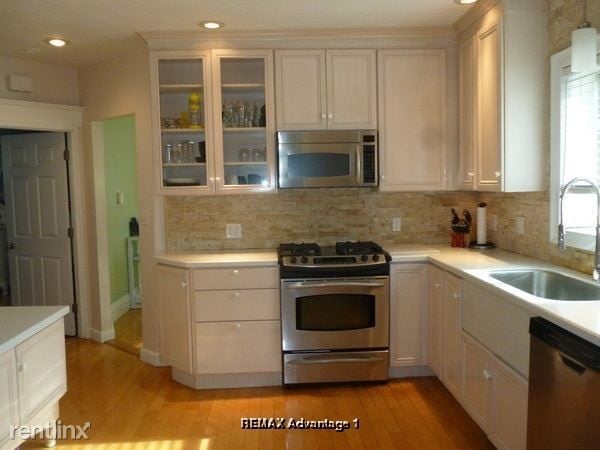 Building Photo - 2 br, 1 bath Apartment - 26 Frank St