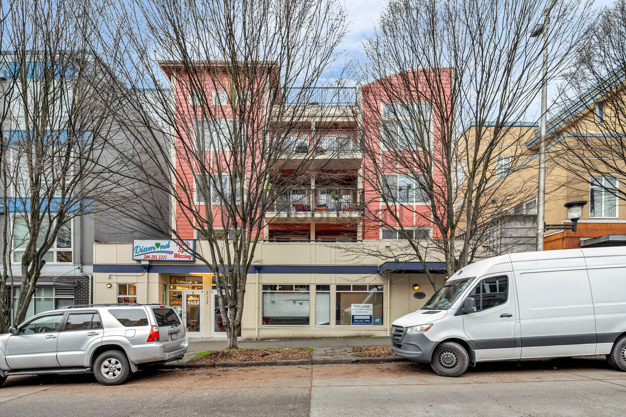 Foto principal - 515 1st Ave W