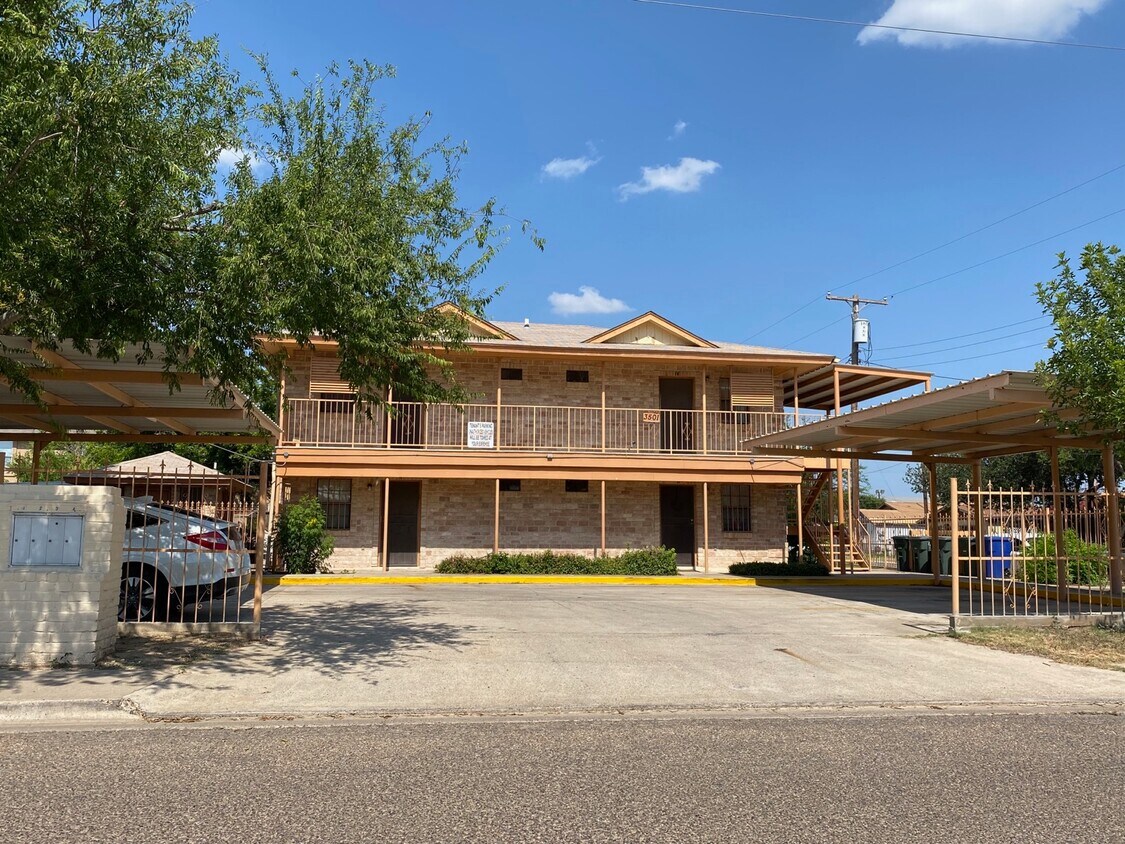 3501 McDonell Ave Unit 4, Laredo, TX 78040 Apartments in Laredo, TX