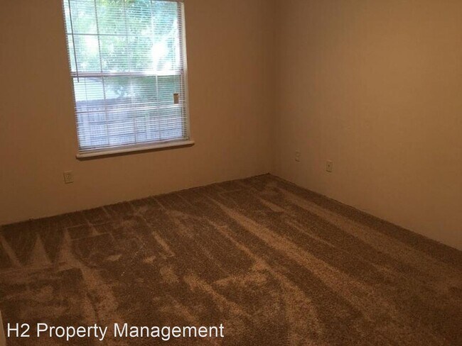 Building Photo - 1025 Crossing Brook Way