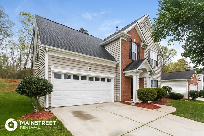 Foto del edificio - 8210 Chatham Oaks Dr