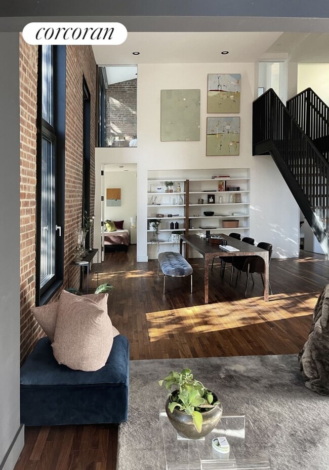 Foto del edificio - 533 Leonard St