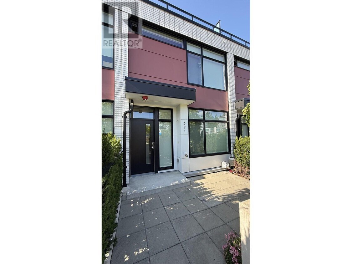 Photo principale - 571 W 29th Ave