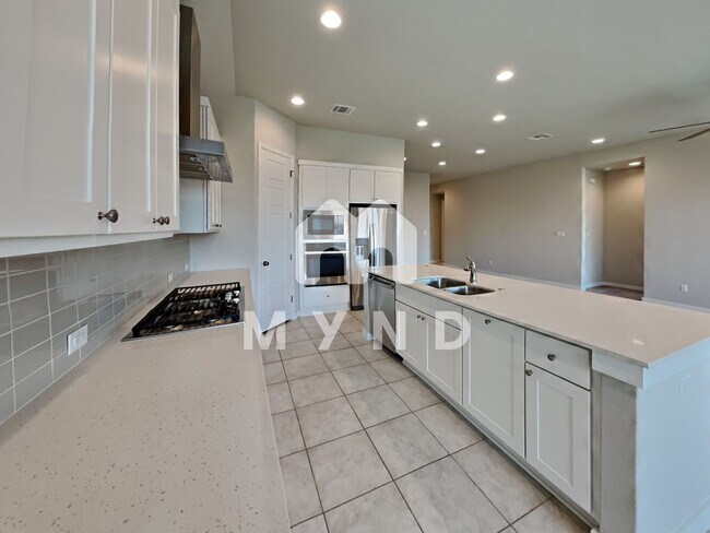 Building Photo - 2100 Palmera Ridge Blvd