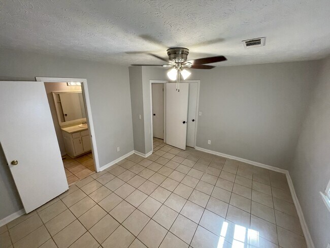 dormitorio principal - 2642 Union Cir