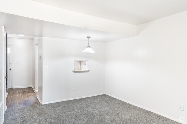 2BR, 1BA - 560SF Dining Room - Southgate Manor Apartments