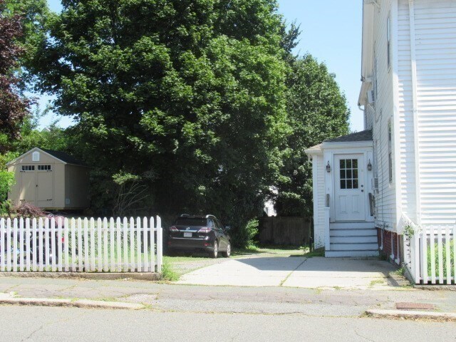 Foto del edificio - 43 Pleasant St