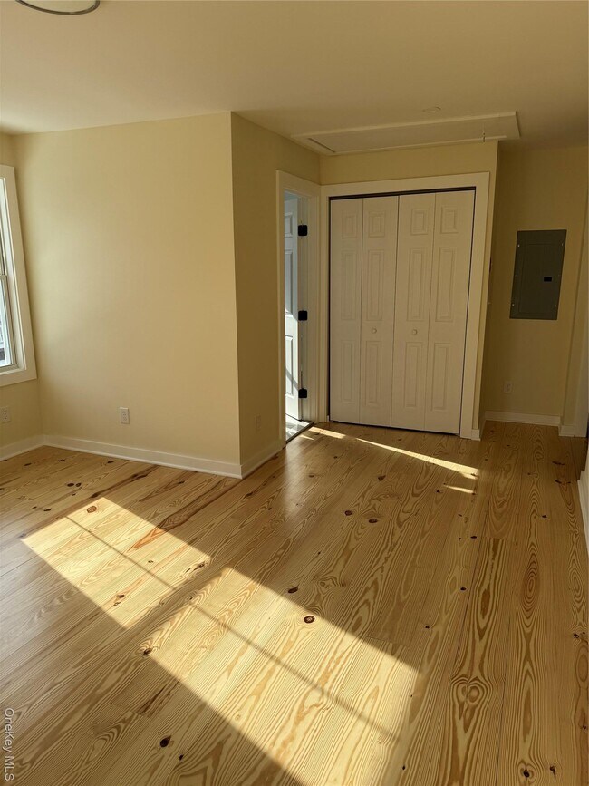 Building Photo - 14 Orchard St