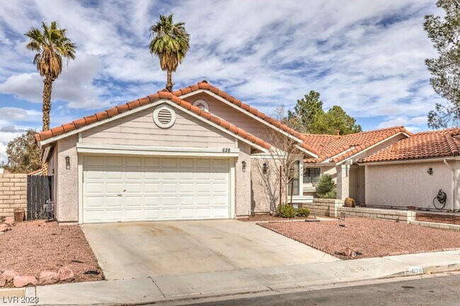 Building Photo - 628 Paulson Dr