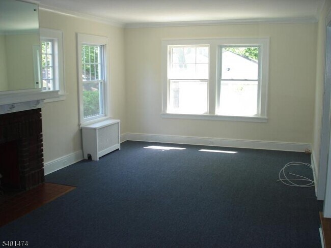 Foto del edificio - 220 S Ridgewood Rd