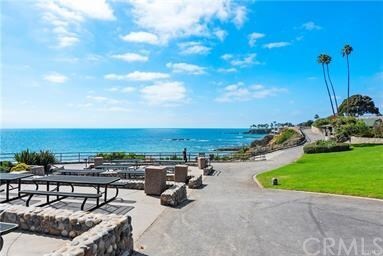 Foto del edificio - 530 Cliff Dr