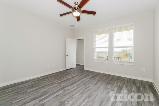 Interior Photo - Tricon Bryson