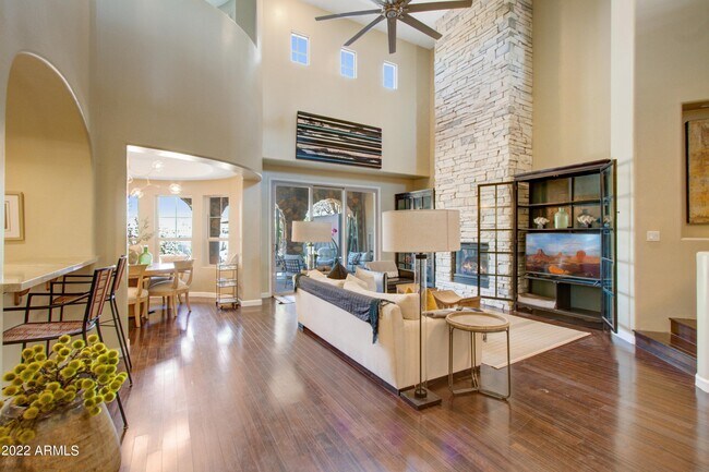 Building Photo - 7244 E Eclipse Dr