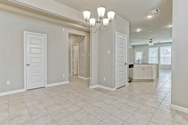 Building Photo - 18111 Alora Springs Trace